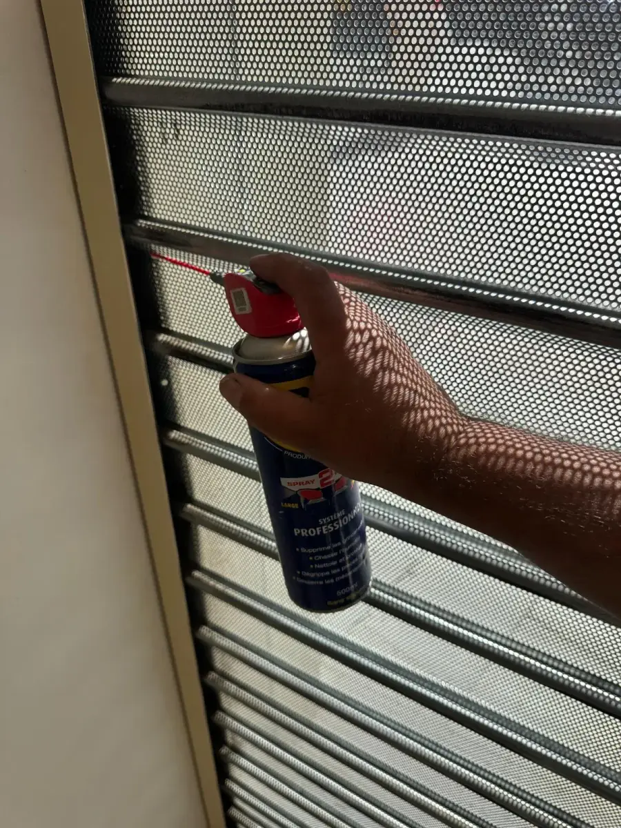 Entretien et maintenance de rideau métallique à Marseille 9