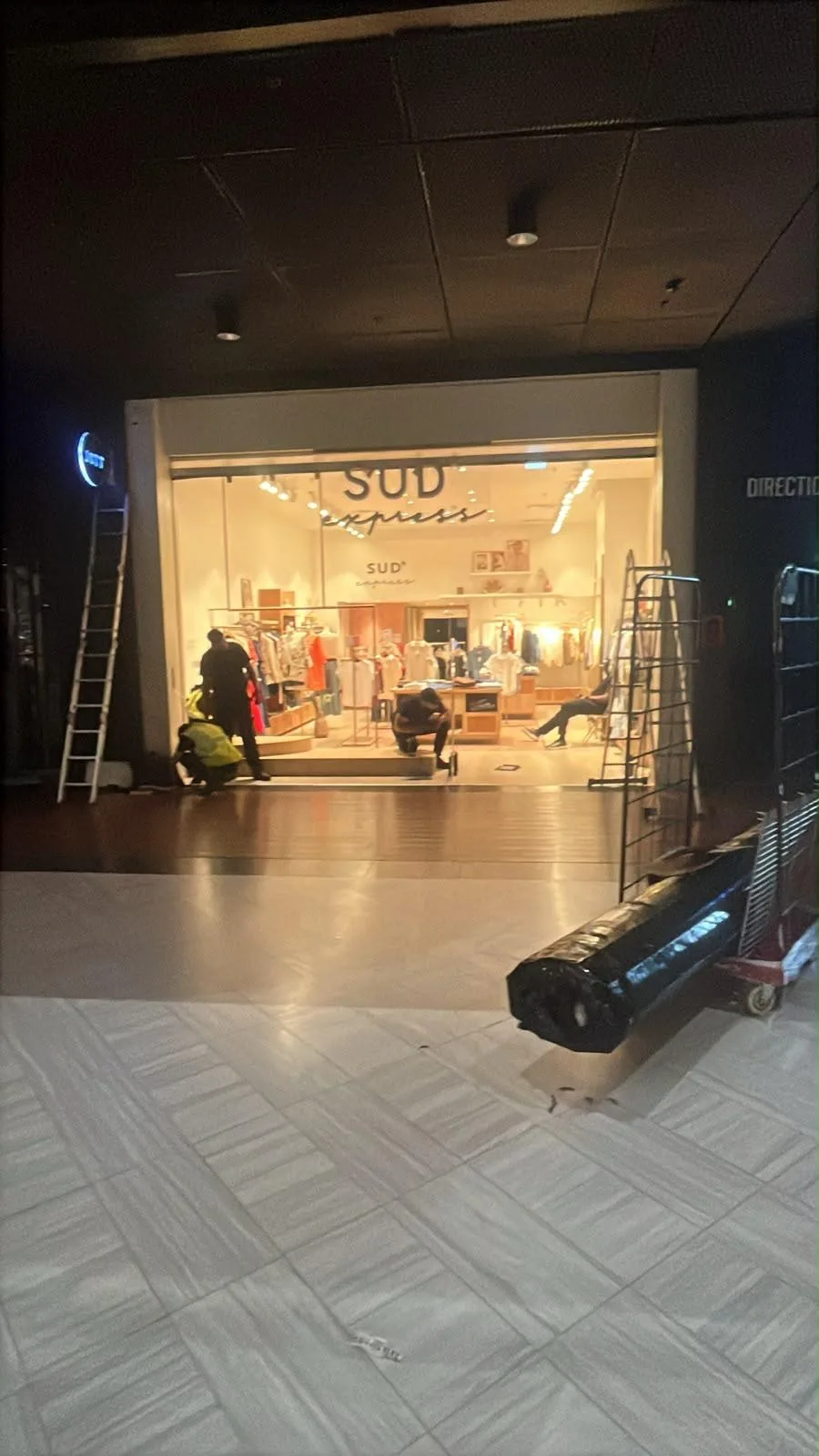 Installation et pose de rideau métallique à Marseille 9